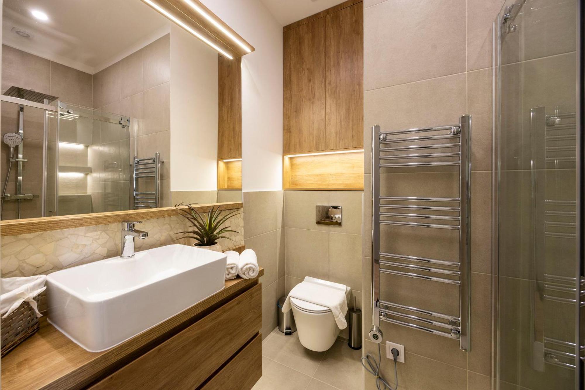 Exclusive N' Spacious Elizabeth Central Suite Budapest Exterior photo