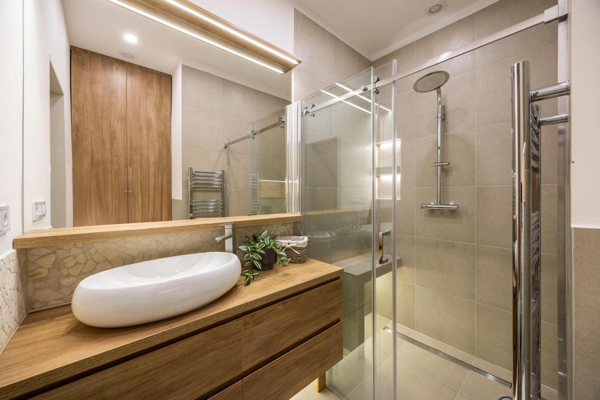 Exclusive N' Spacious Elizabeth Central Suite Budapest Exterior photo